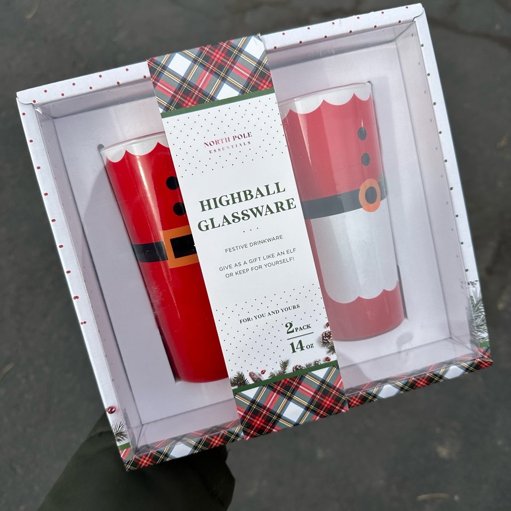 Christmas Glasses: Mrs. + Mr. Claus
